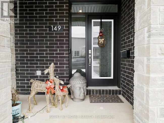 149 Wabikon Cres in Ottawa, ON - Building Photo - Building Photo