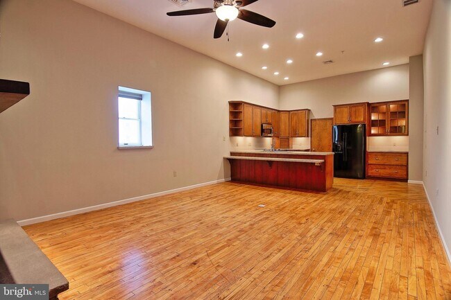1314 E Philadelphia Ave-Unit -1 in Gilbertsville, PA - Building Photo - Building Photo