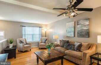 14299 Newbern Loop in Gainesville, VA - Building Photo - Building Photo