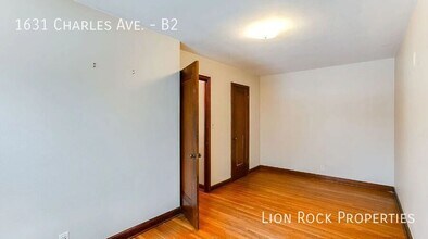 1631 Charles Ave in St. Paul, MN - Building Photo - Building Photo