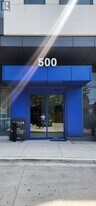 500 Dupont St in Toronto, ON - Building Photo