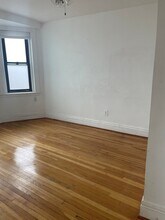 285 Lynn Shore Dr in Lynn, MA - Building Photo - Building Photo