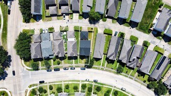 7506 Pavilion Dr in Houston, TX - Building Photo