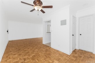1 Vincent Rd in Yonkers, NY - Building Photo - Building Photo