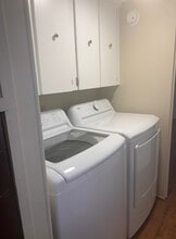 299 Frank Hodges Dr in Sugar Grove, NC - Foto de edificio - Building Photo