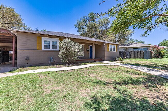 2721 29th St in Lubbock, TX - Building Photo - Building Photo