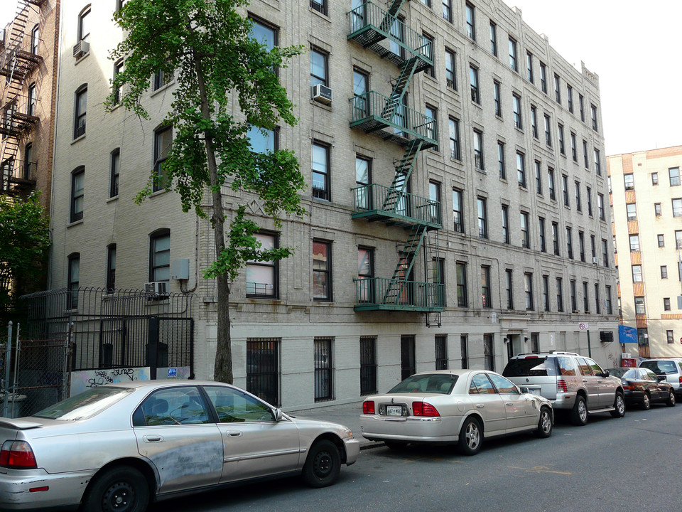 2850 Creston Ave in Bronx, NY - Building Photo