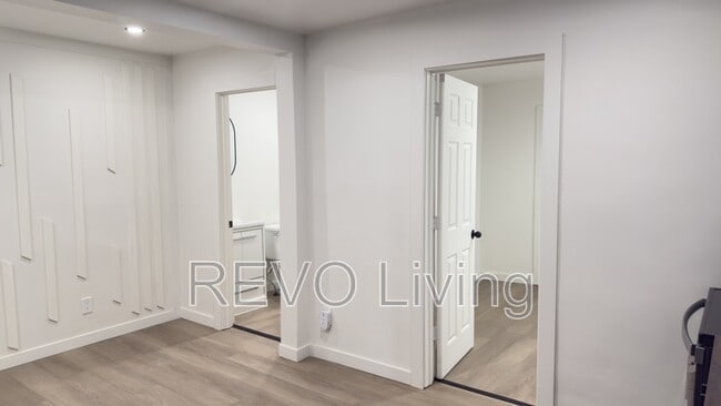 137 Oakdale Ave in St Catharines, ON - Building Photo - Building Photo