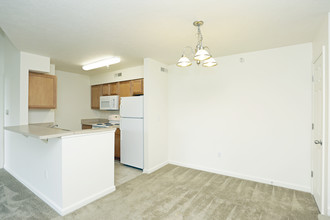 Catalina Shores in Muskegon, MI - Building Photo - Interior Photo