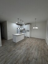 2214 E Valley Cir in La Feria, TX - Building Photo