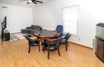 3325 Claremont Ave in Evansville, IN - Building Photo - Building Photo