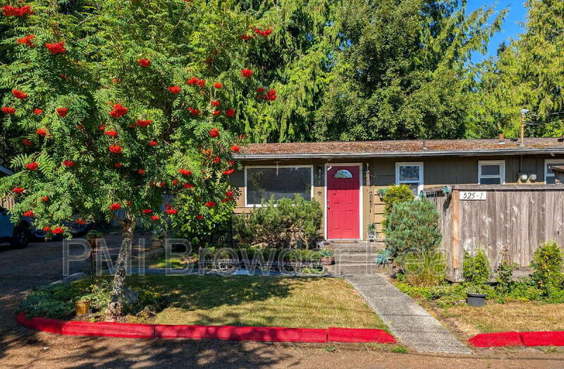 525 Madison St in Everett, WA - Foto de edificio