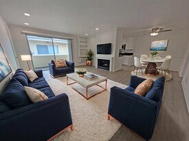 1335 S Carmelina Ave in Los Angeles, CA - Building Photo