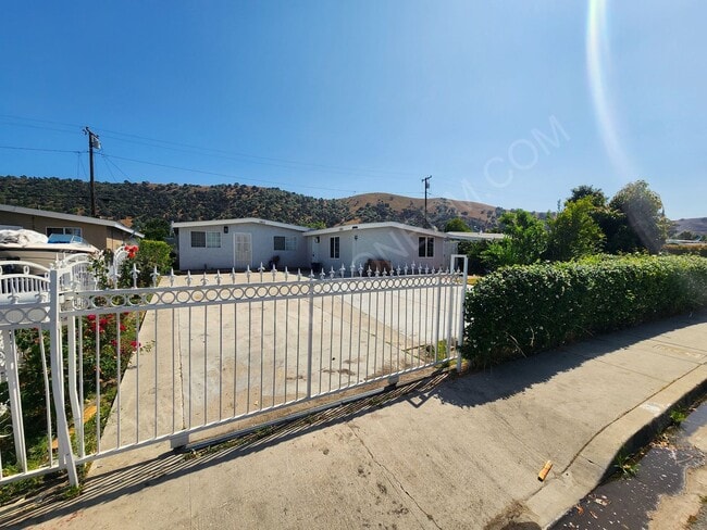 property at 1862 Denison St