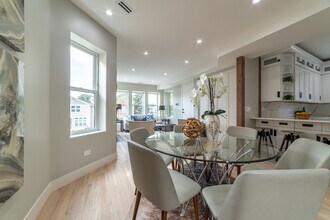 4730 W Grace St in Chicago, IL - Building Photo - Building Photo