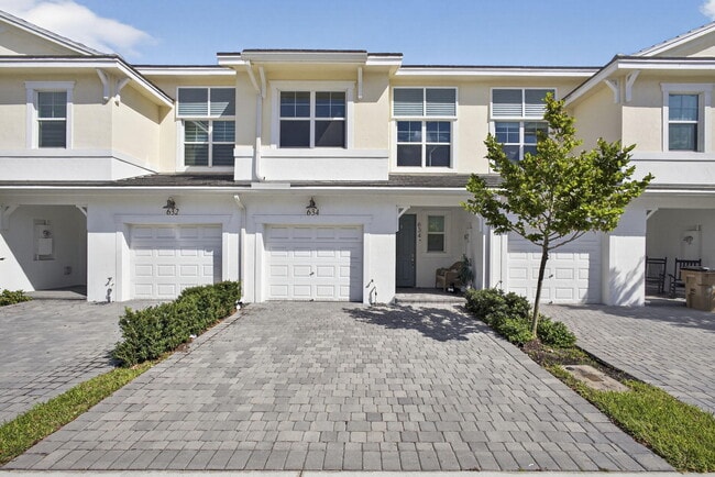 property at 634 Parsons Wy