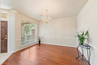 7218 Broadelm Dr in Houston, TX - Building Photo - Building Photo