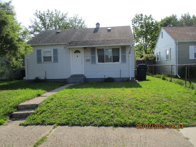 property at 806 S Liberty St
