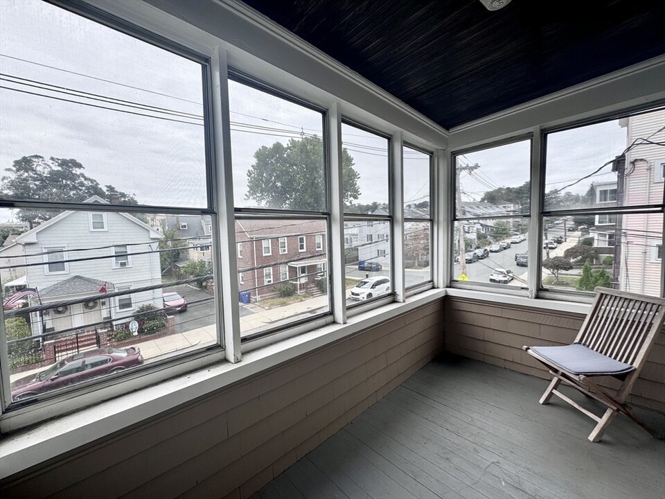 70 Union St, Unit 2 in Boston, MA - Building Photo