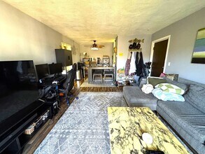 80 Walnut St in Canton, MA - Building Photo - Building Photo