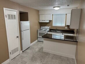 2736 S Adams St in South Salt Lake, UT - Building Photo - Building Photo