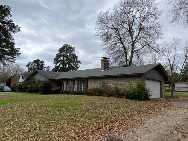 3 Ponderosa Dr in Texarkana, TX - Building Photo - Building Photo