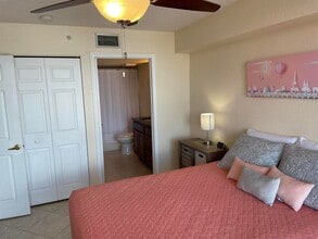 1801 N Flagler Dr, Unit 818 in West Palm Beach, FL - Building Photo - Building Photo