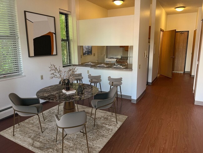 The Roselle in Minneapolis, MN - Foto de edificio - Building Photo