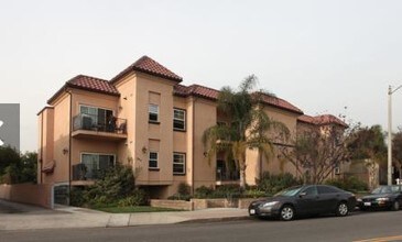 303 W Verdugo Ave, Unit 101 in Burbank, CA - Foto de edificio - Building Photo