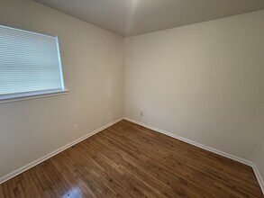 5708 N Detroit Ave in Tulsa, OK - Building Photo - Building Photo