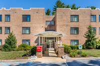 Metropolitan West Chester in West Chester, PA - Building Photo - Building Photo