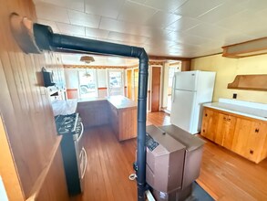 23217 Village Rd in Unionville, VA - Foto de edificio - Building Photo