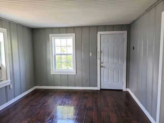 975 Center St in Beaumont, TX - Building Photo - Building Photo