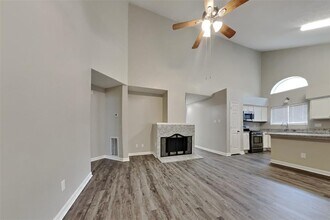 20415 Drakewood Dr in Katy, TX - Building Photo - Building Photo