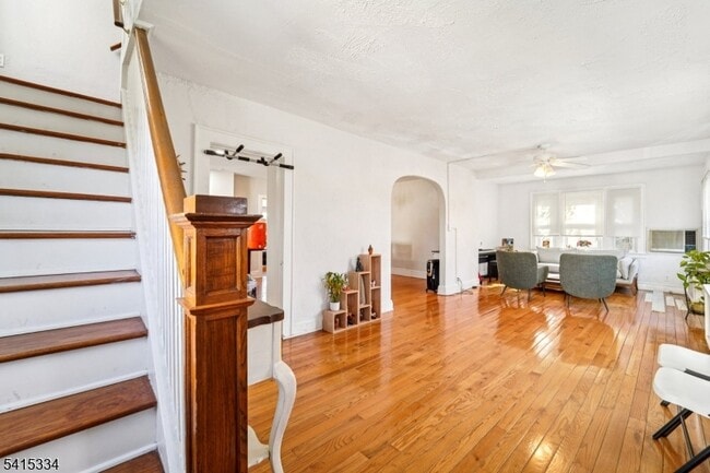 359 Bogert Ave in Ridgewood, NJ - Building Photo - Building Photo