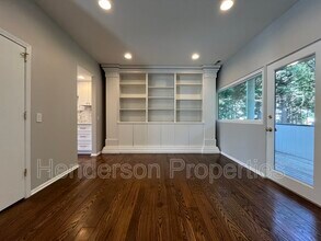 501 Fenton Pl in Charlotte, NC - Building Photo - Building Photo