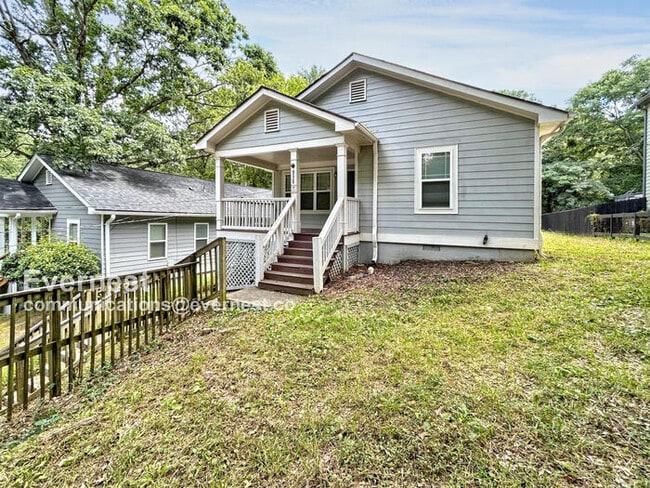 property at 915 Ridge Ave NW