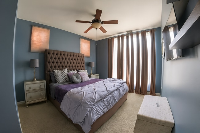 property at 307 E 25th St