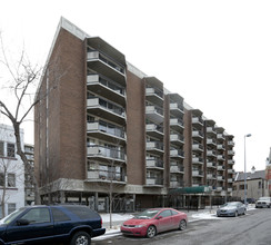 Park 300 in Calgary, AB - Building Photo - Building Photo