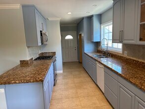 508 N Verdugo Rd, Unit Main House in Glendale, CA - Building Photo - Building Photo