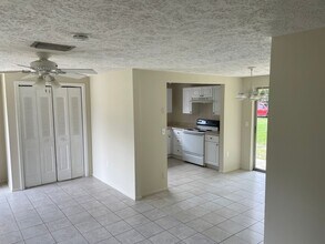 6332 Pennsylvania Ave in New Port Richey, FL - Building Photo - Building Photo