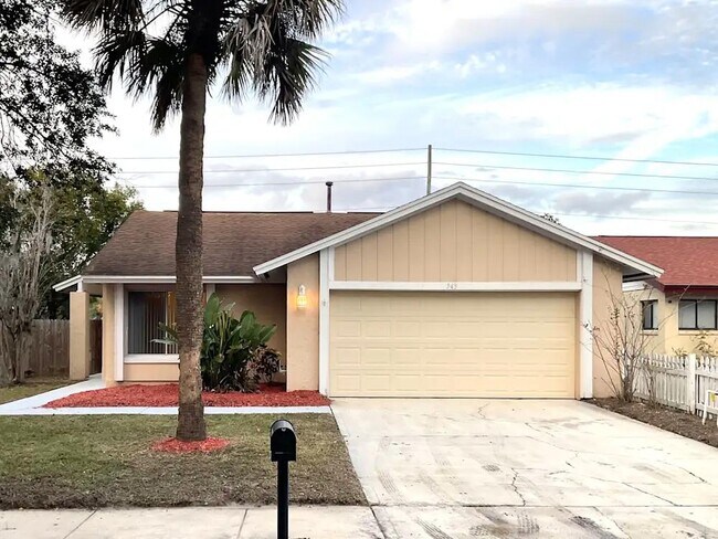 341 Kantor Blvd in Casselberry, FL - Building Photo - Building Photo