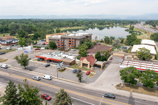 Rocky Mountain Lake Townhomes in Denver, CO - Building Photo - Building Photo