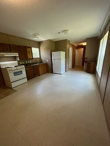 2691Cherry Lane in Palmyra, TN - Building Photo - Building Photo