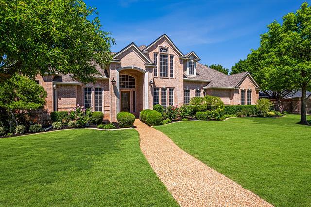 property at 901 Canterbury Ln