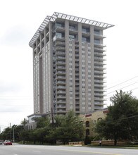 The Phoenix On Peachtree in Atlanta, GA - Building Photo - Building Photo