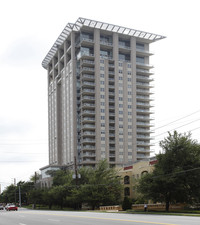 The Phoenix On Peachtree in Atlanta, GA - Foto de edificio - Building Photo