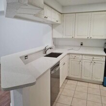 2724 Anzio Ct in Palm Beach Gardens, FL - Building Photo - Building Photo