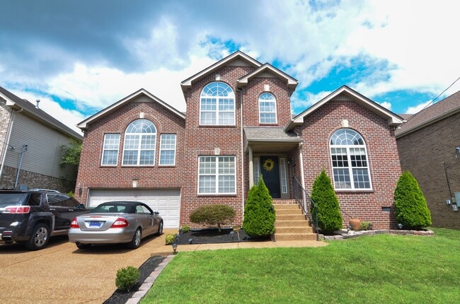 property at 205 Stecoah Ct