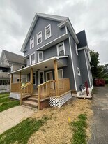 89 Waterville St in Waterbury, CT - Building Photo